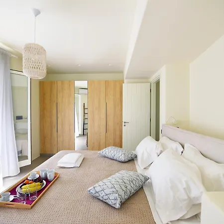 Ariti's 1 - Naxos Stelida (Naxos)